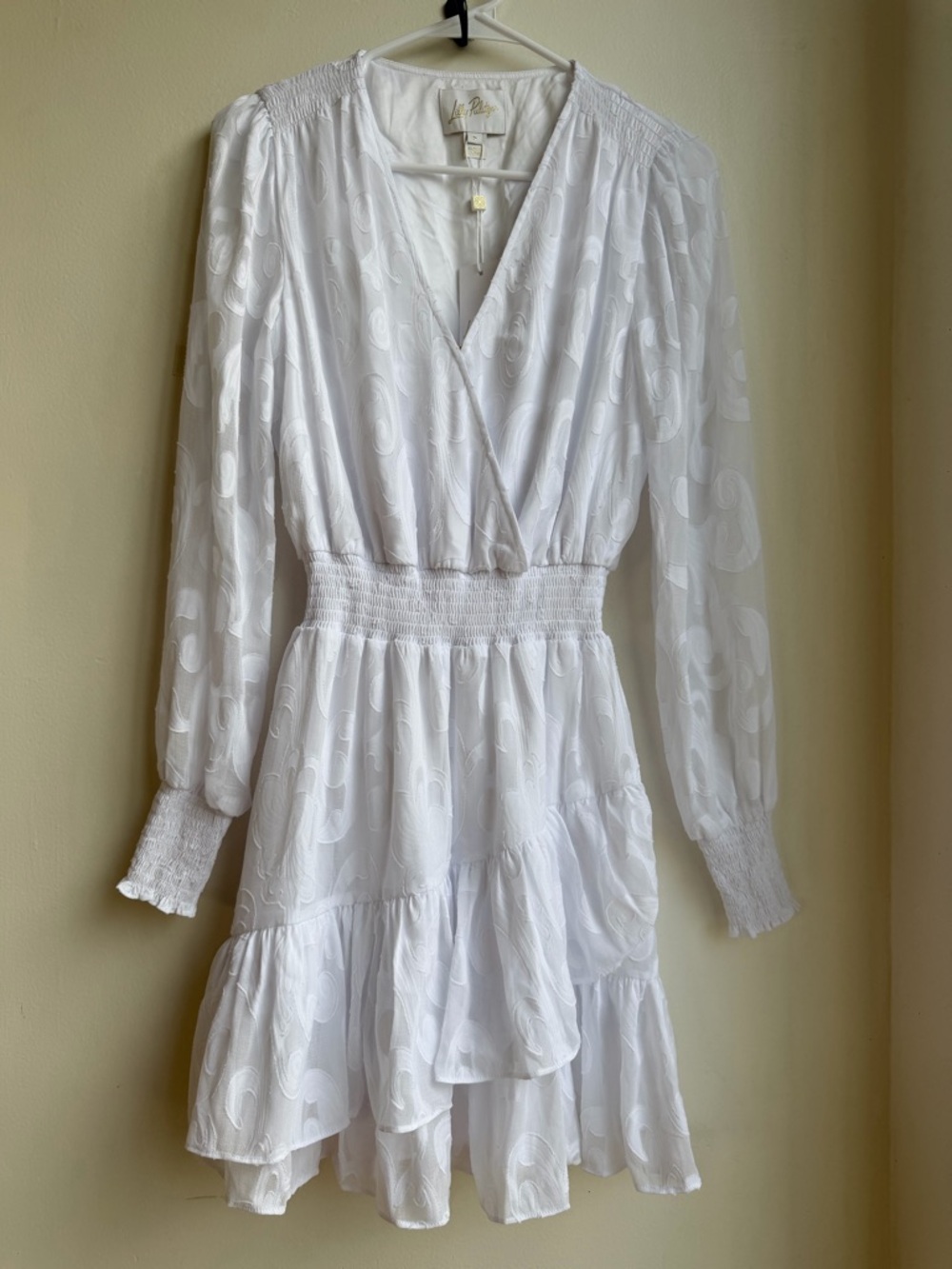 Lilly Pulitzer Cristiana Dress Women’s  SZ 2 Resort White Poly Crepe Swirl  Clip - Picture 2 of 16
